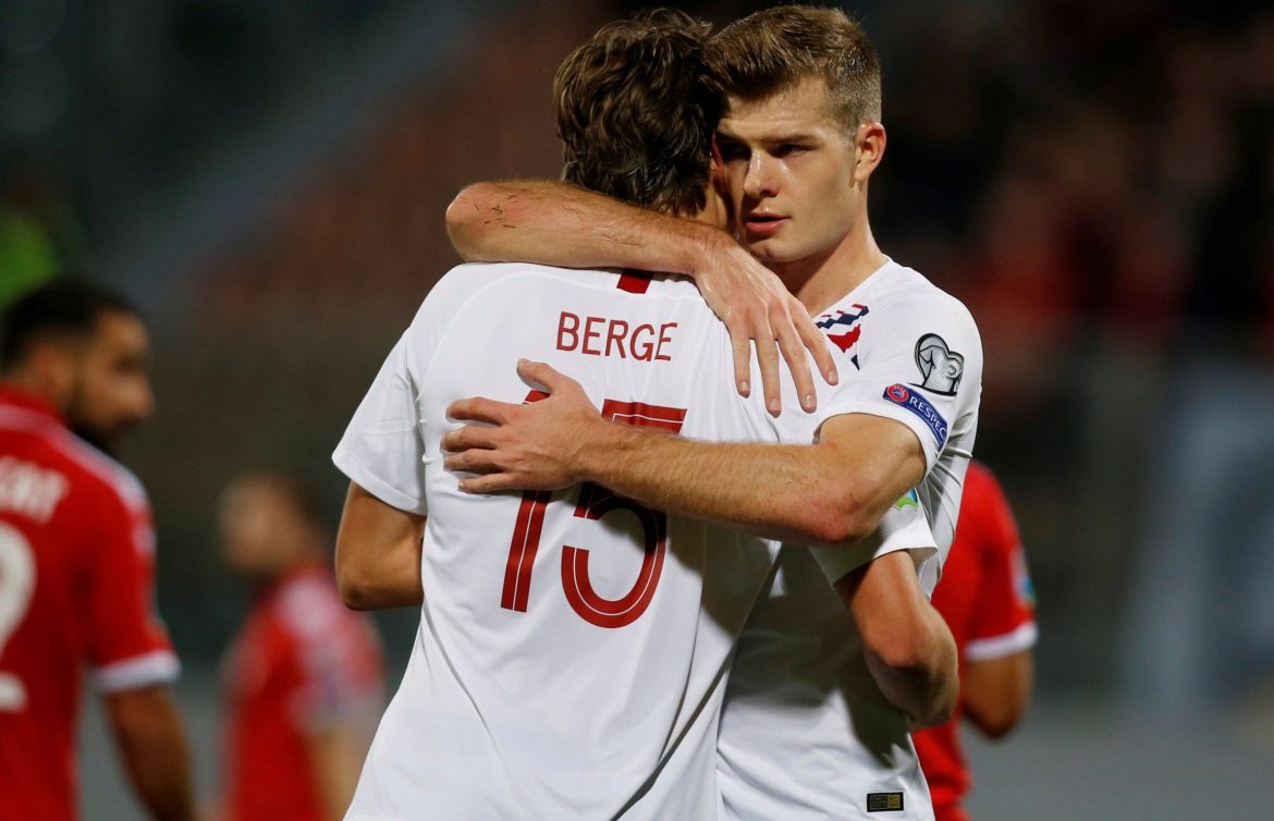 Crystal Palace fans react as Sorloth scores again